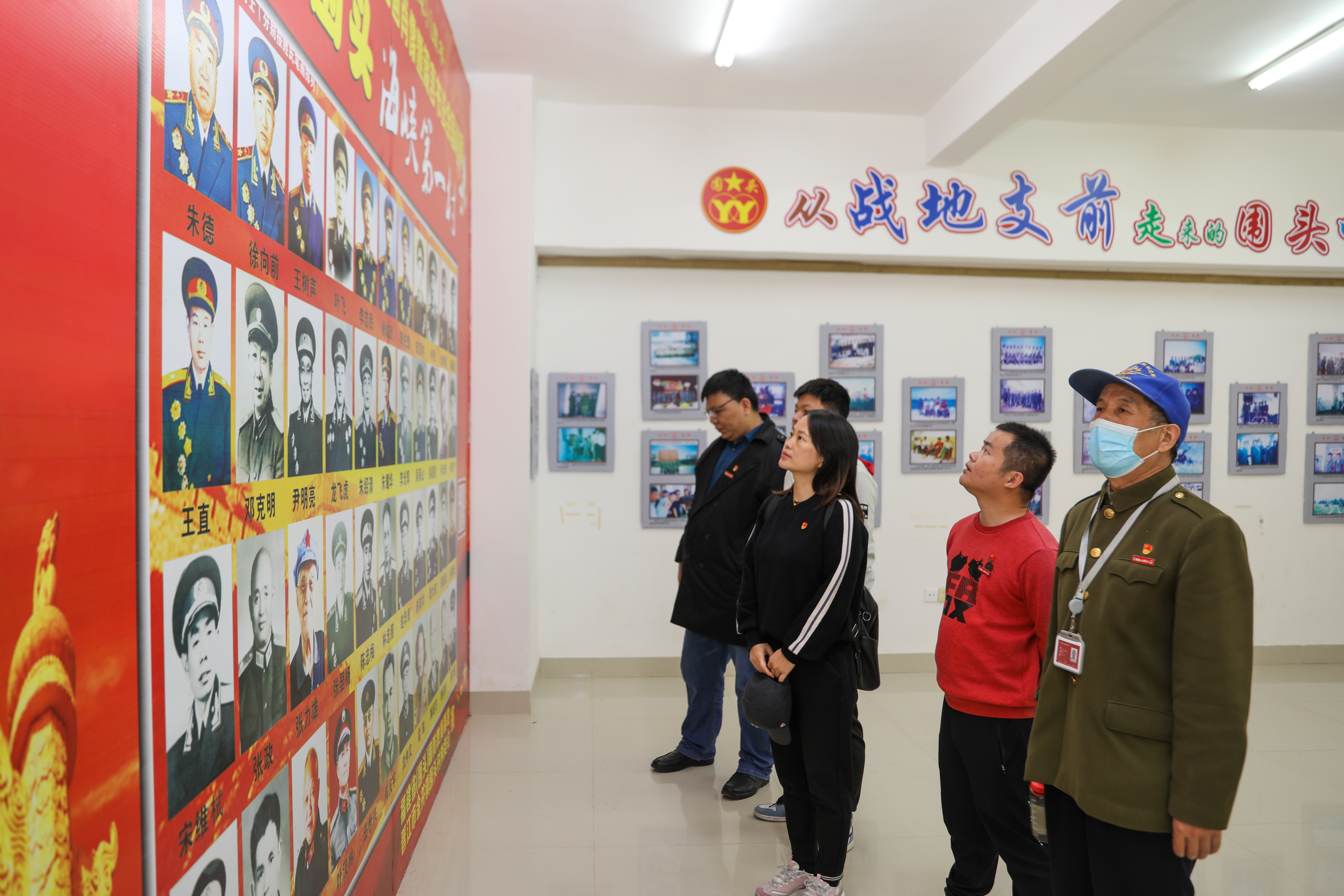 C12A2650.jpg C12A2650.jpg