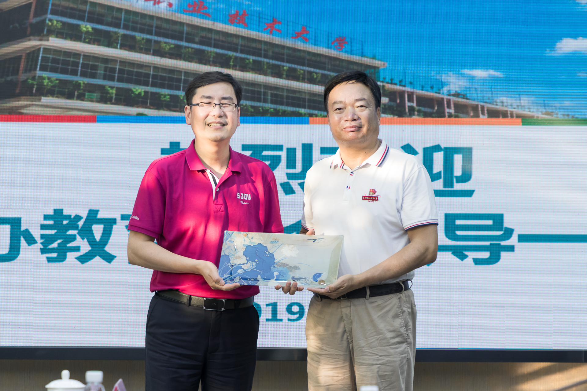 IMG_8553.jpg IMG_8553.jpg