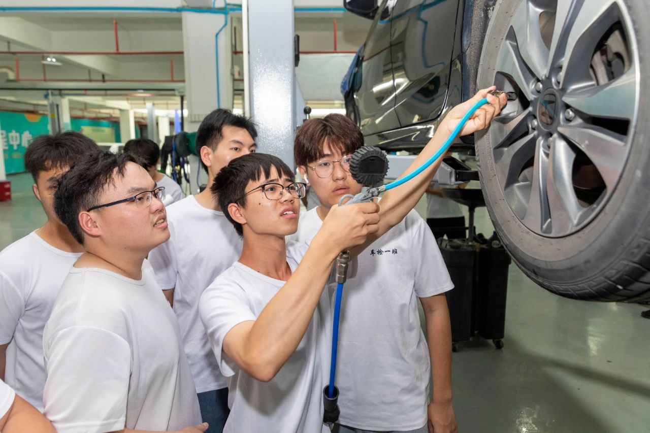 微信图片_20210601212357.jpg 微信图片_20210601212357.jpg