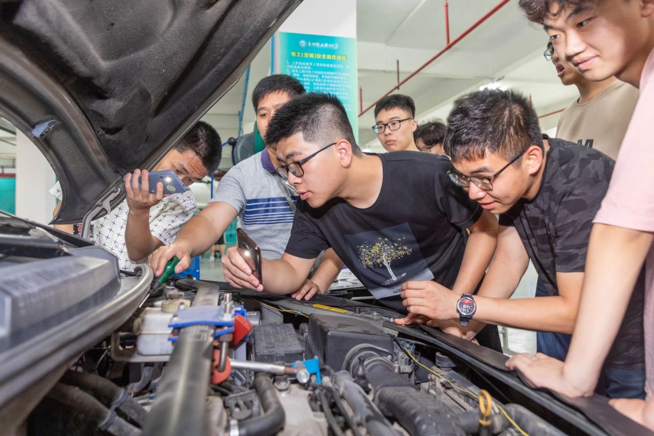 微信图片_20210601212402.jpg 微信图片_20210601212402.jpg